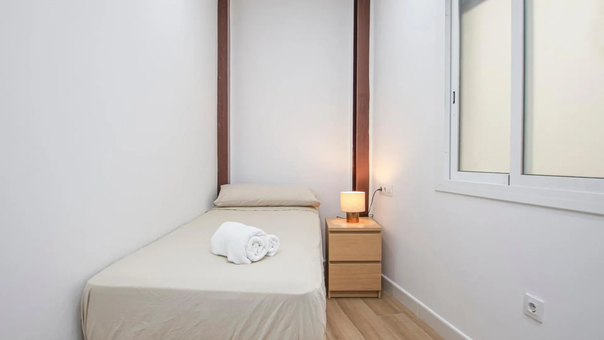 Luxurious & Spacious 4Br Apt Next To Cathedral Sewilla Apartament
