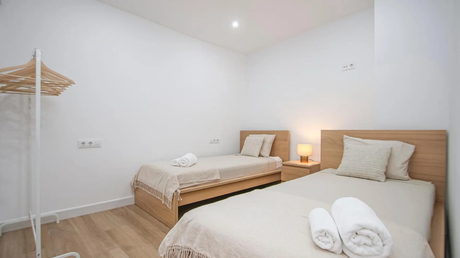 Luxurious & Spacious 4Br Apt Next To Cathedral Seville 0*,