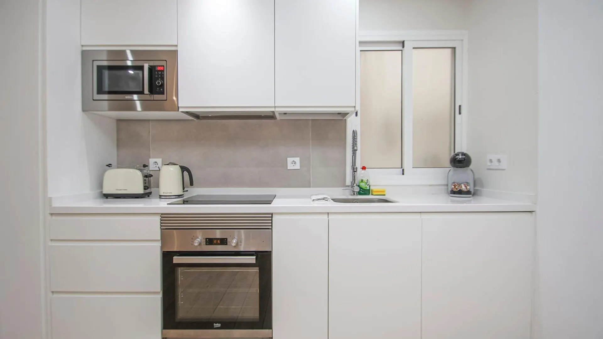 Luxurious & Spacious 4Br Apt Next To Cathedral Sewilla