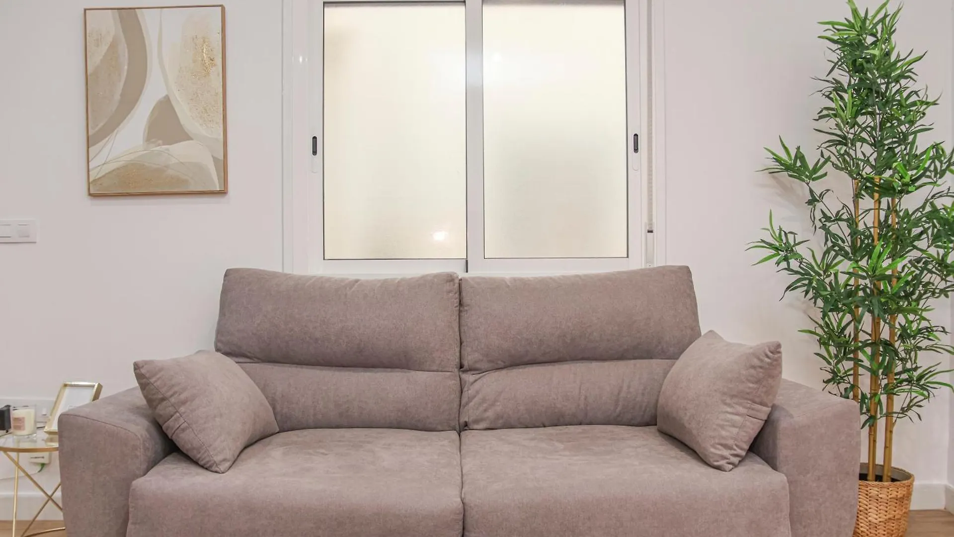 Luxurious & Spacious 4Br Apt Next To Cathedral Seville