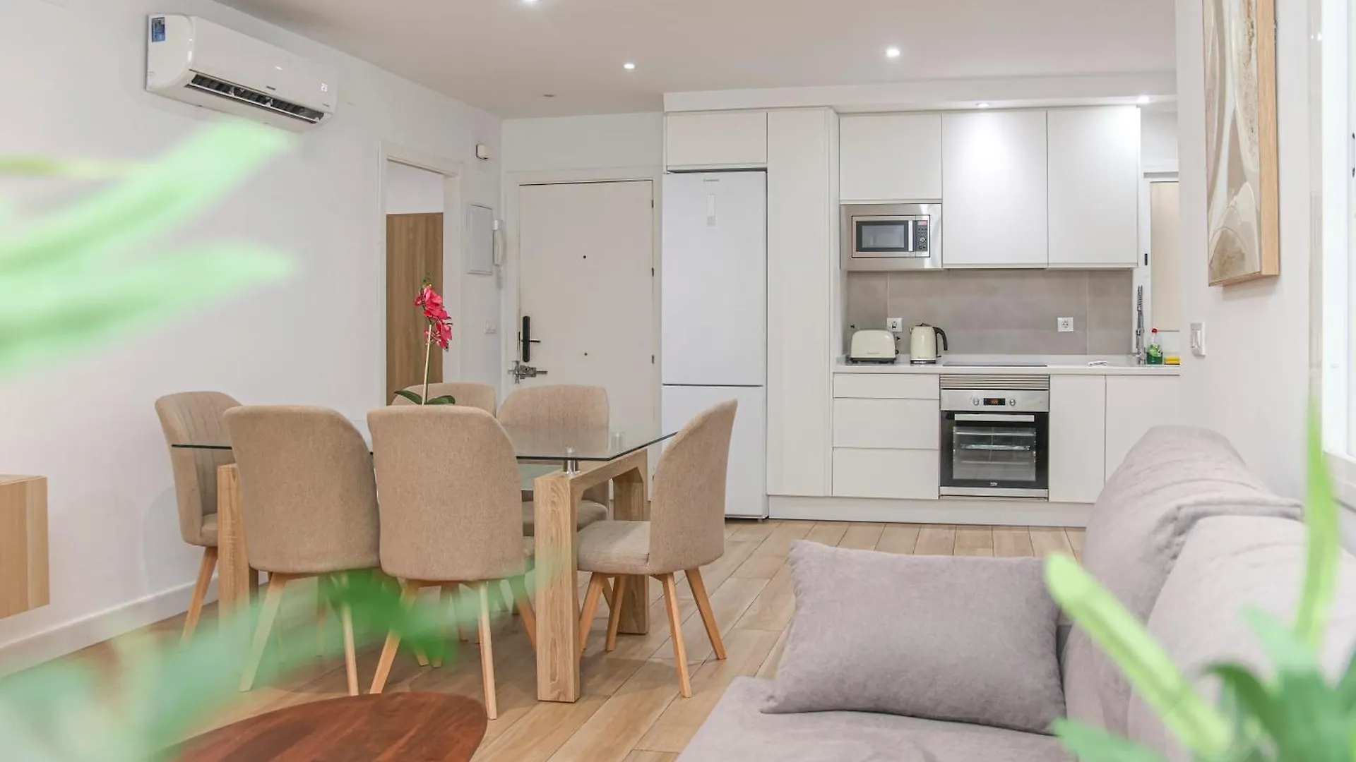 Apartment Luxurious & Spacious 4Br Apt Next To Cathedral Seville
