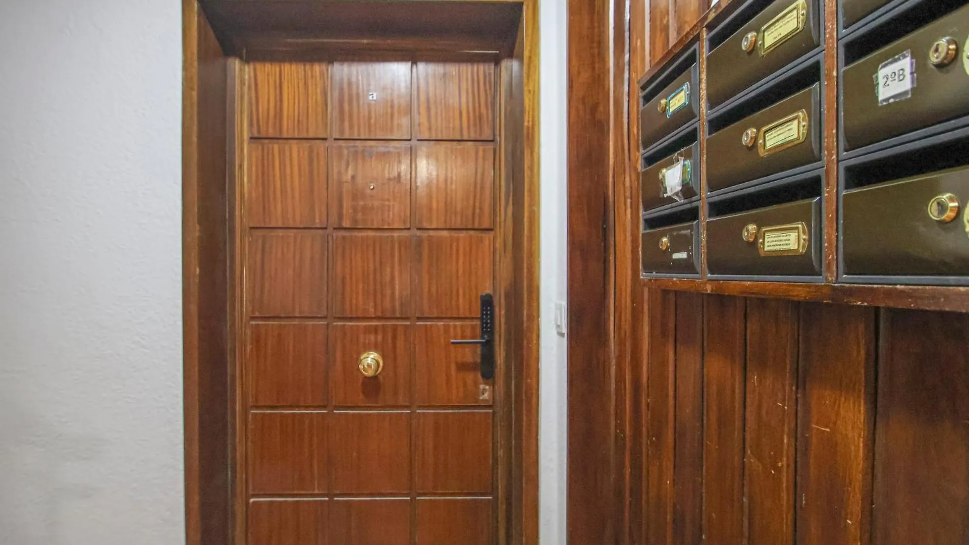 Luxurious & Spacious 4Br Apt Next To Cathedral Seville 0*,